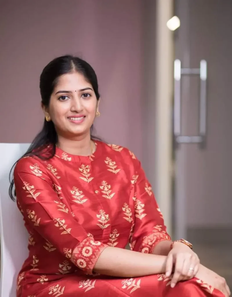Best Female Dermatologist in Chennai 2 Dr._Maitreyi_Parachuri-1